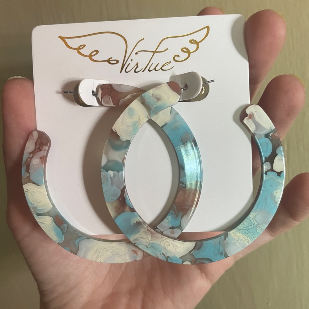 Virtue Acrylic Hoop Earrings / NWT